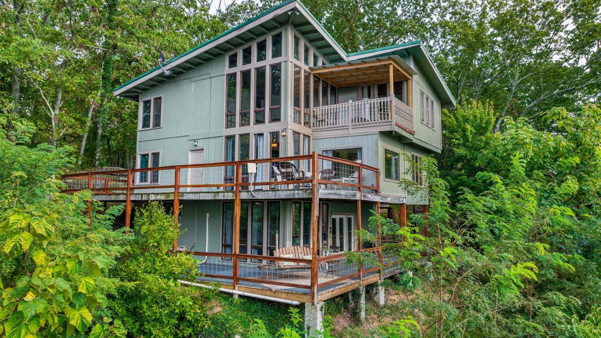Rubys Roost Villa Mentone Екстериор снимка